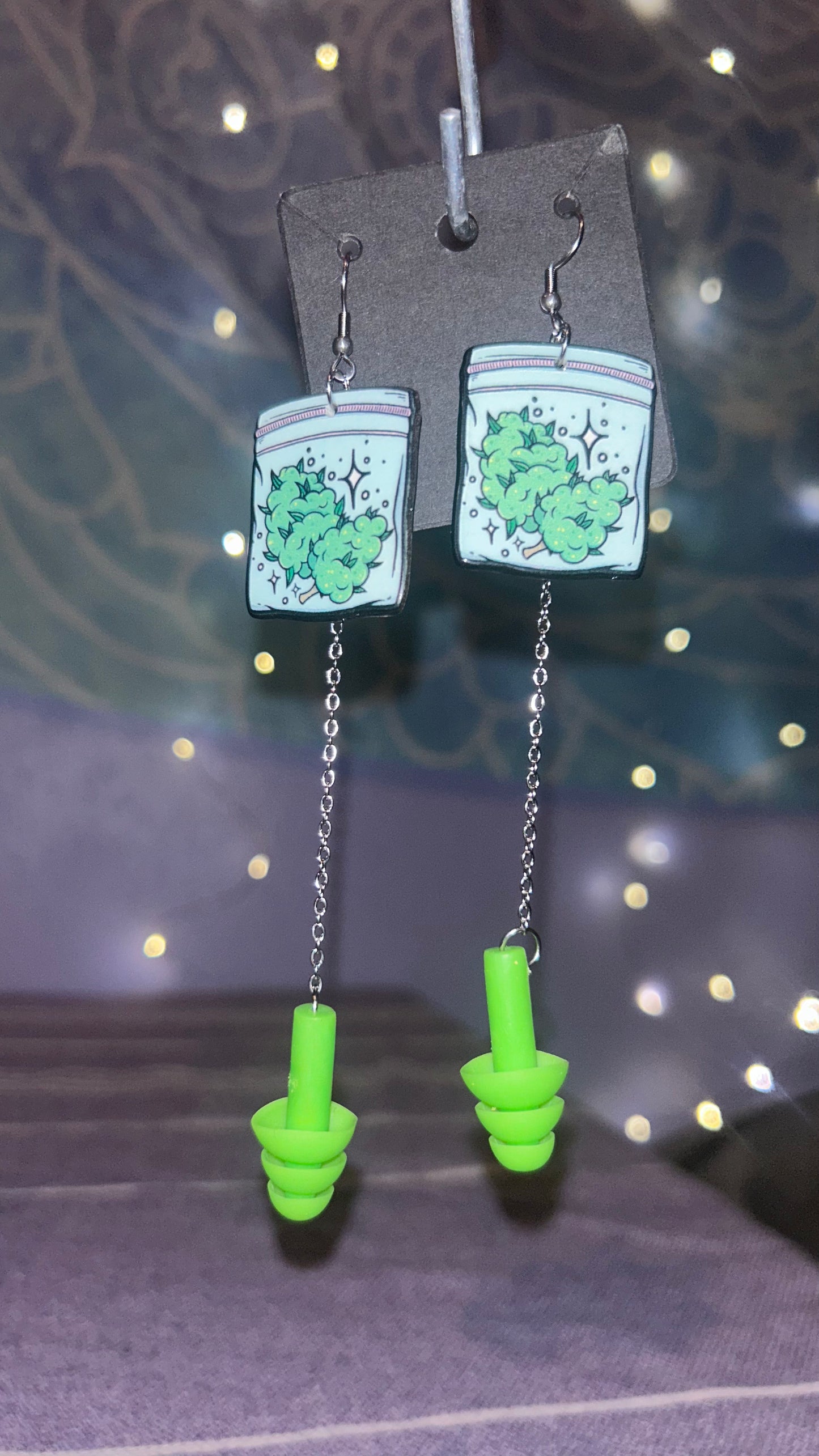 Bud Bag Earplug Earrings 🌳